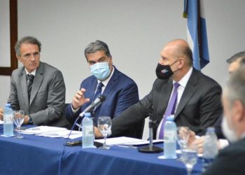 Capitanich participó del encuentro del Comité de Bajos Submeridionales