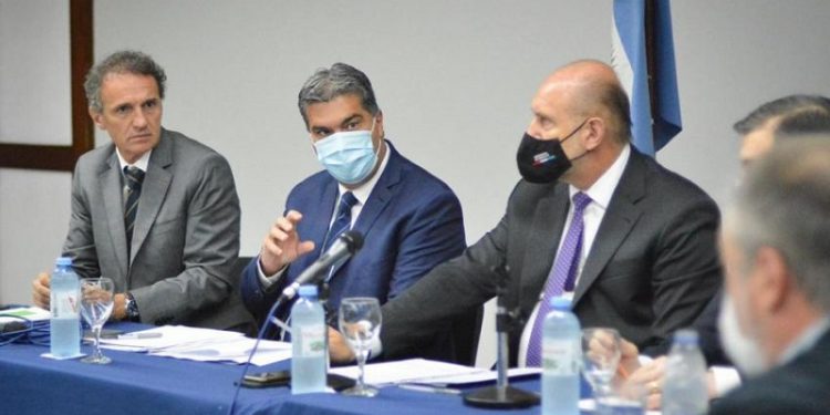 Capitanich participó del encuentro del Comité de Bajos Submeridionales