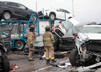 EE.UU: Fuerte choque de 100 vehículos en Texas deja al menos 5 muertos