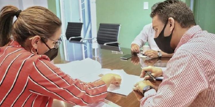 Magda Ayala gestiona la construcción de un nuevo Polideportivo para Barranqueras