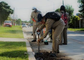 Barranqueras: la municipalidad abona sueldos a los trabajadores