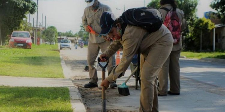Barranqueras: la municipalidad abona sueldos a los trabajadores