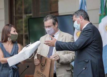Capitanich junto a Tristan Bauer anunciaron la creación de un centro cultural en la ex estación del Ferrocarril Santa Fe