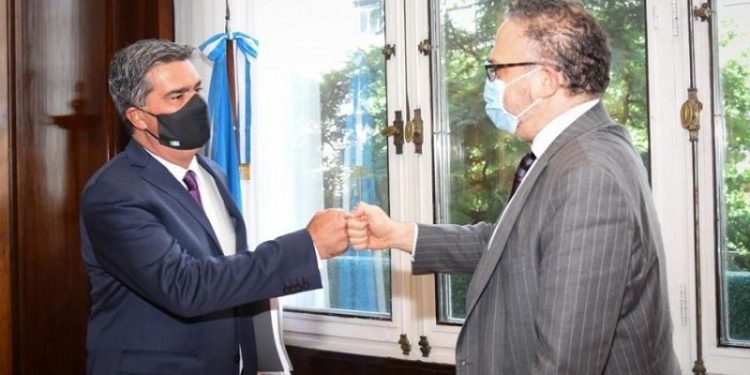 Capitanich y Kulfas trabajan en la generación de empleo y el desarrollo de alimentos en el Norte Grande