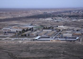 Asia Occidental: Atacan con cohetes una base de EEUU en Irak; hay un muerto