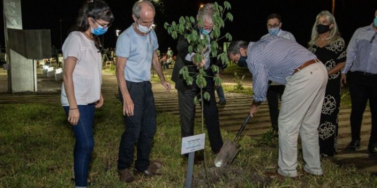En Margarita Belén, Capitanich inauguró el primer Parque de la Memoria de Chaco: “después de 45 años, cumplimos con esta deuda desde el estado”