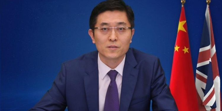 China advierte a Londres: Protegeremos nuestros intereses a cualquier precio