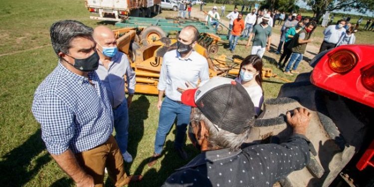 Capitanich recibió a la imagen de la Virgen María Auxiliadora en la Casa de Gobierno