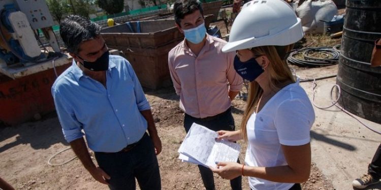 Sáenz Peña: Capitanich supervisó el inicio de obras del PROCREAR y anunció más viviendas