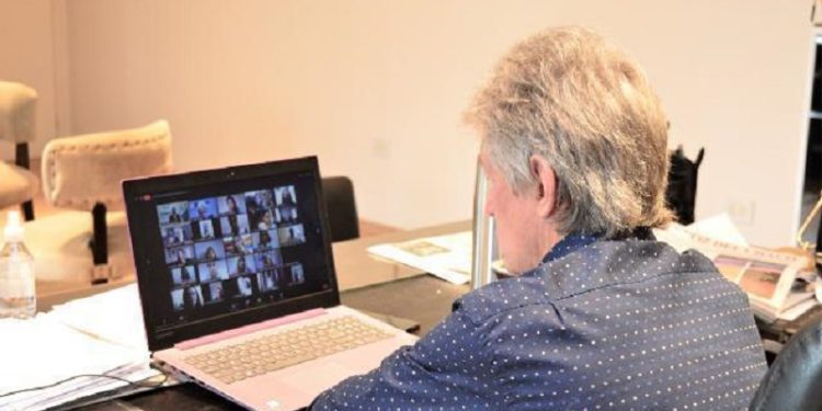 Respaldo legislativo a la reducción de aportes para empresas que empleen nuevas trabajadoras mujeres y disidencias