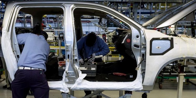 La producción automotriz superó las 43.000 unidades en marzo