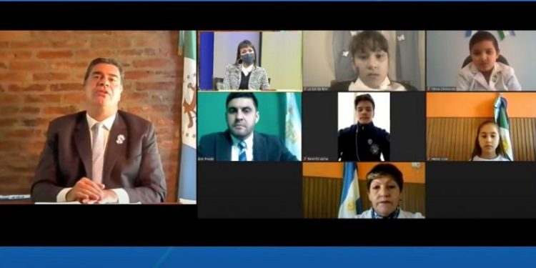 Capitanich encabezó el acto por el aniversario de Pinedo: “el sudoeste chaqueño emerge como base del desarrollo de la provincia”
