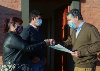 El gobierno entregó más viviendas en Lapachito