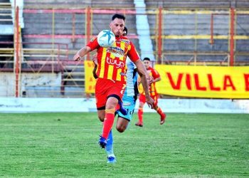 Torneo Federal “A”: Racing de Córdoba fue demasiado para Sarmiento