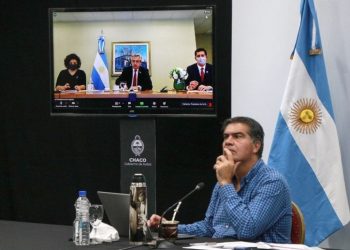 En videoconferencia con el Presidente, Capitanich adelantó que adoptará medidas de reducción de circulación ante el aumento de casos
