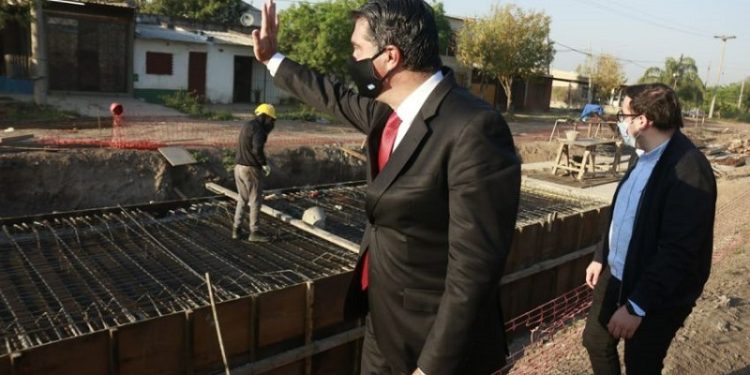 Avanzan las obras de pavimentación en diferentes zonas y barriadas de Resistencia