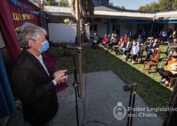 La Legislatura acompañó el acto del Instituto Barrilete por el mes de la concientización sobre autismo