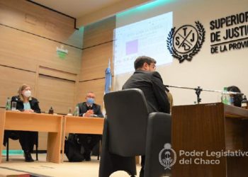 Pedrini y Peche en la exposición de candidatas y candidatos para cubrir la vacante del STJ