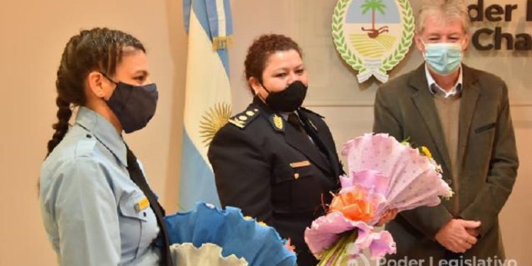 En el día de la mujer policía chaqueña, el Poder Legislativo homenajeó a quienes se desempeñan en la casa de la democracia