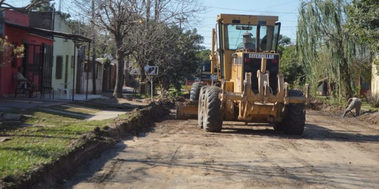Más pavimentación en Barranqueras: comenzó la obra sobre calle Guido Spano