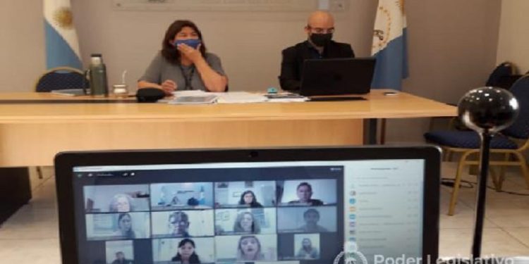 Se reunió la mesa de trabajo en el marco del acta compromiso por el crimen de Amanda Encaje y Néstor Vivo