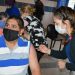 Comienzan a vacunar desde este martes 8 a personas mayores de 40 años, con y sin turnos