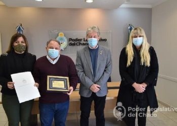 El Poder Legislativo distinguió al doctor Nicolás Ivancovich por la aeroevacuación de un recién nacido en El Impenetrable