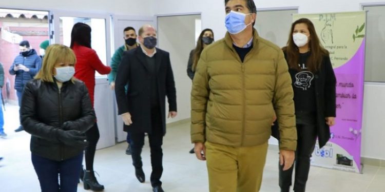 Hospital Perrando: Capitanich inauguró las refacciones del sector que asiste y acompaña a mujeres embarazadas y entregó más equipamiento