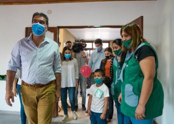 El gobierno inauguró la refacción del CIC de Villa Río Bermejito y una línea de interconexión eléctrica en El Impenetrable