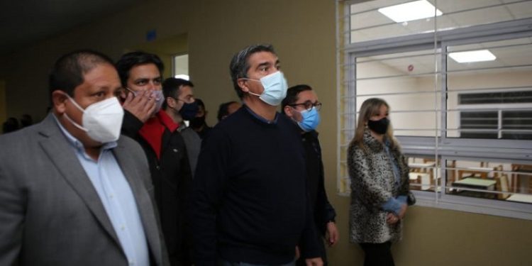 Más infraestructura escolar: Capitanich inauguró obras de refacción, ampliación y nuevo mobiliario en Pampa del Indio