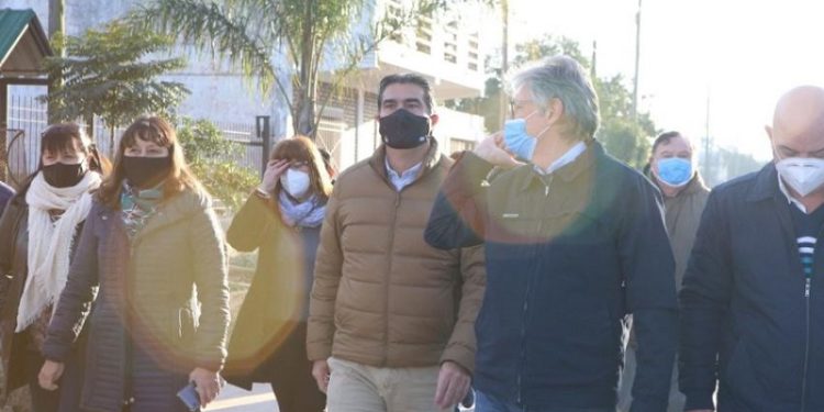 Pavimento urbano: Capitanich inauguró siete cuadras en Puerto Tirol con una inversión de 28 millones de pesos