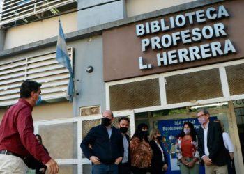 Capitanich inauguró refacciones en el edificio de la Biblioteca “Herrera”