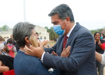 Los Frentones: el gobierno inauguró la refacción del destacamento policial de Río Muerto, El Paseo Guaycurú y la plaza central