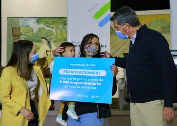 En Basail, Capitanich inauguró cuadras de pavimento y un nuevo destacamento policial