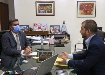 Con una nutrida agenda de trabajo, Capitanich se reunió con el Defensor del Pueblo