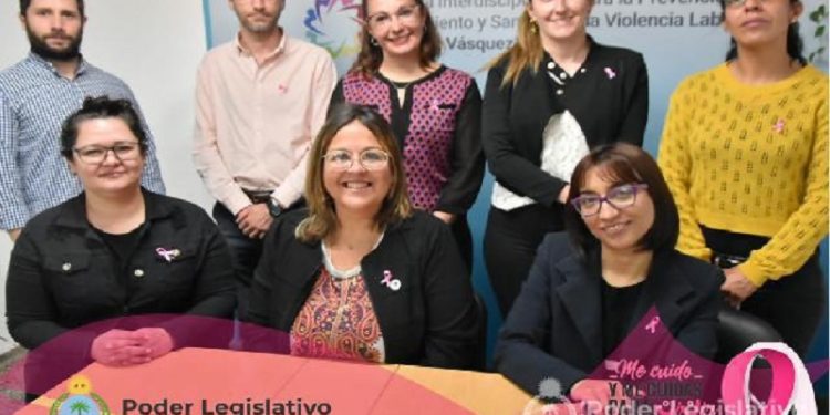 Octubre Rosa en la Oficina del Poder Legislativo “Beatriz Vásquez”