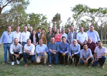 Acto en Plaza de Mayo: Kicillof va con el gabinete en pleno, mientras La Cámpora y los gremios concentran en el centro porteño