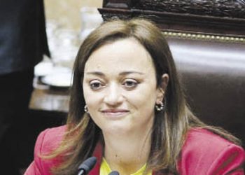 Diputados busca sesionar antes del cierre de listas y prepara nueva visita de Rossi