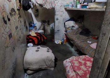 Prohíben alojar personas en una comisaría de Ezpeleta donde había 30 mujeres en condiciones inhumanas