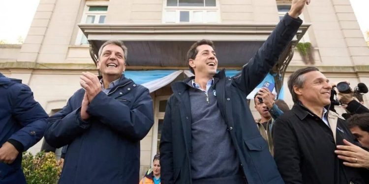 Sergio Massa y Wado de Pedro compartieron acto en Mercedes, en momentos de definiciones electorales del FdT