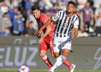 Talleres no se rinde: le ganó a Argentinos Juniors y presiona a River