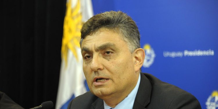 Uruguay bajó 10% la cantidad de funcionarios de empresas públicas