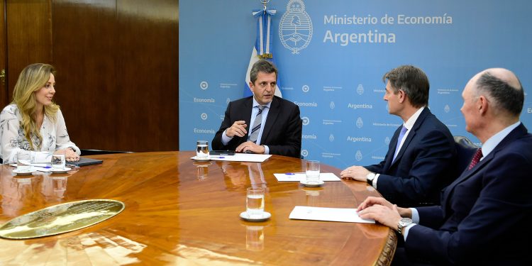 Chevron invertirá US$ 500 millones para el desarrollo del área El Trapial en Vaca Muerta