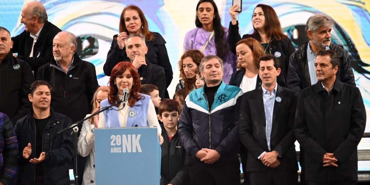 Crece la expectativa por la definición de las fórmulas en Unión por la Patria