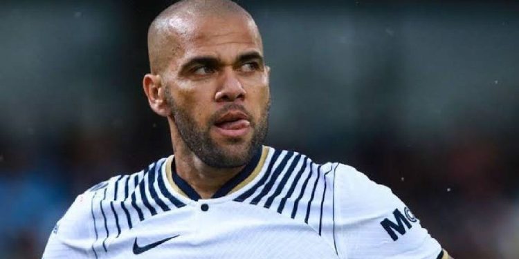 Desde la cárcel Dani Alves rompió el silencio y habló de todo y de todos