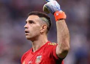 Dibu Martínez: “Dejamos la vara muy alta, pero el equipo sigue creciendo”