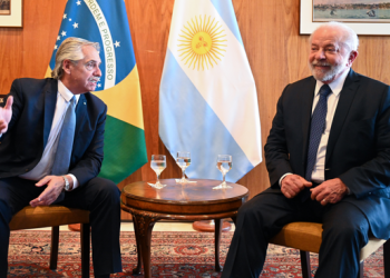 El presidente (y comitiva) a Brasil