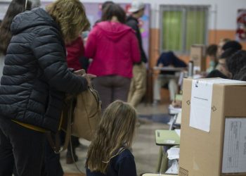 Elecciones 2023 EN VIVO: test clave para los oficialismos en Tucumán, San Luis, Mendoza y Corrientes