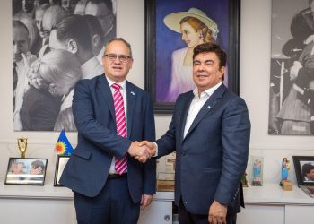 Fernando Espinoza recibió en La Matanza al embajador de Israel, Eyal Sela