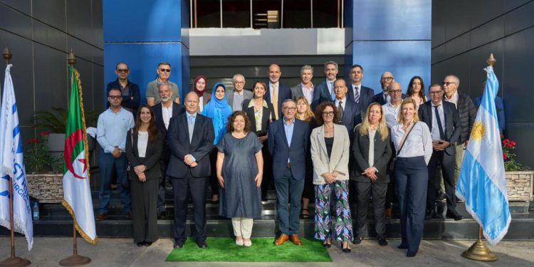 Finalizó la misión de Cancillería y Salud a Egipto para vender medicamentos y alimentos